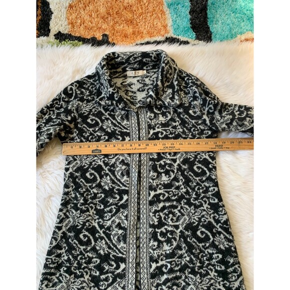 A.Ida italian wool Cardigan - Picture 7 of 9